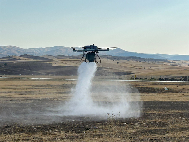 Türkiye dronla tehditlere müdahalede ilke imza attı - Resim: 0